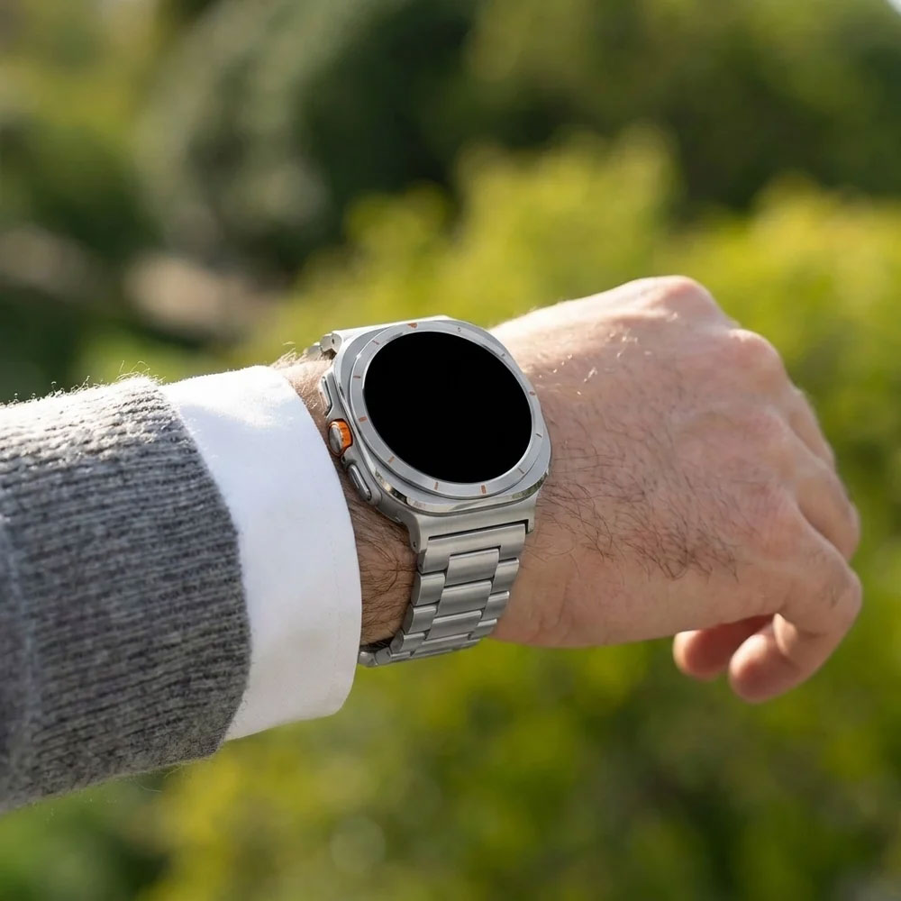 metalevyj-reminecz-stainless-premium-dlya-samsung-galaxy-watch-ultra-ultra-2-sribnyj-5 Металевий ремінець Stainless Premium для Samsung Galaxy Watch Ultra / Ultra 2 - срібний